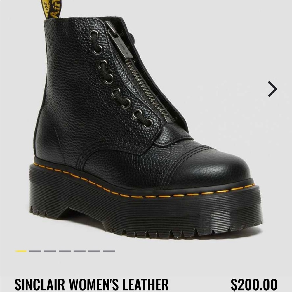 NWT Dr. Martens Sinclair Black Millie Boots Size 6